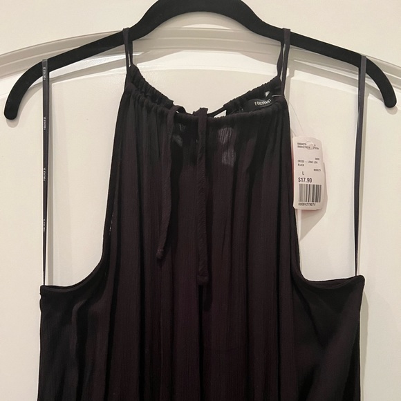 Forever 21 Black Maxi - Picture 2 of 6